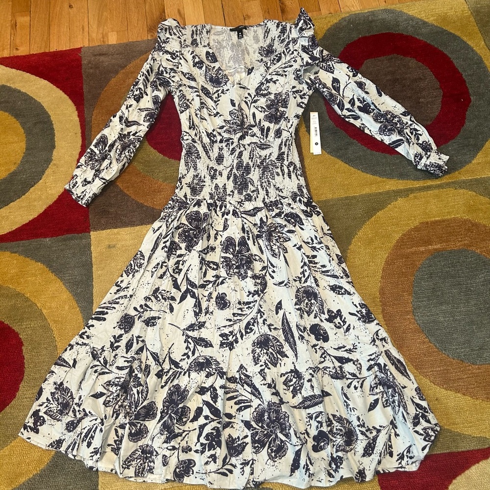 NWT Aqua Bloomingdales Linen Blend Smocked Midi Dress Long Sleeve Floral White S